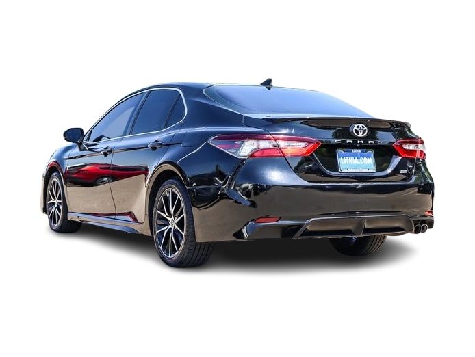 2021 Toyota Camry SE 3