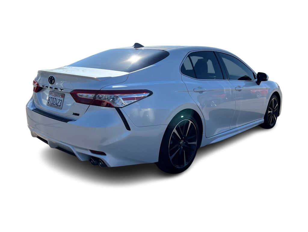 Thumbnail: 2020 Toyota Camry - 21