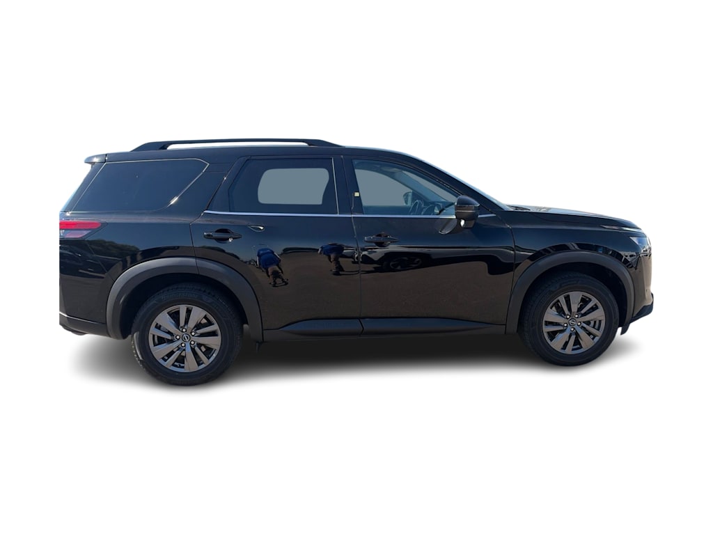 Thumbnail: 2023 Nissan Pathfinder - 20
