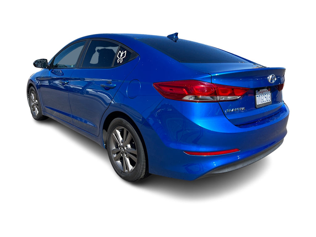 Thumbnail: 2017 Hyundai Elantra - 4