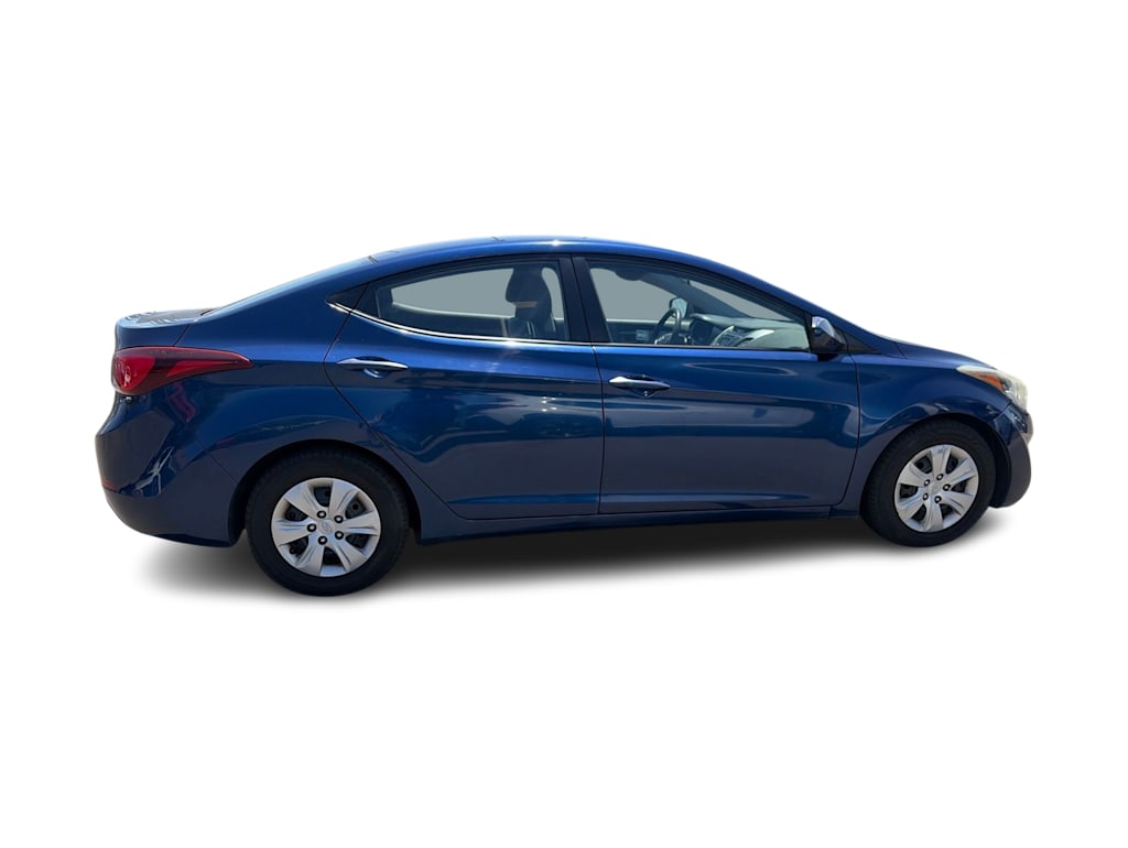 Thumbnail: 2016 Hyundai Elantra - 16