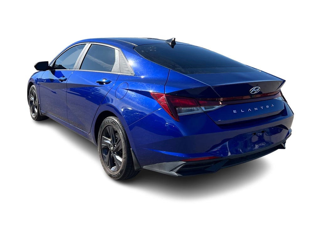 Thumbnail: 2023 Hyundai Elantra - 4