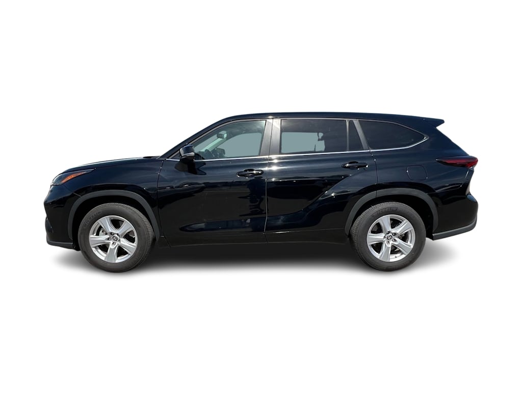 Thumbnail: 2025 Toyota Highlander - 3