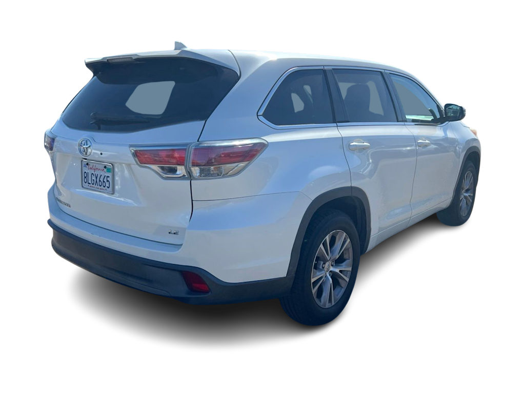 Thumbnail: 2014 Toyota Highlander - 16