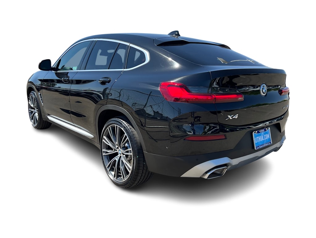 Thumbnail: 2023 BMW X4 - 4