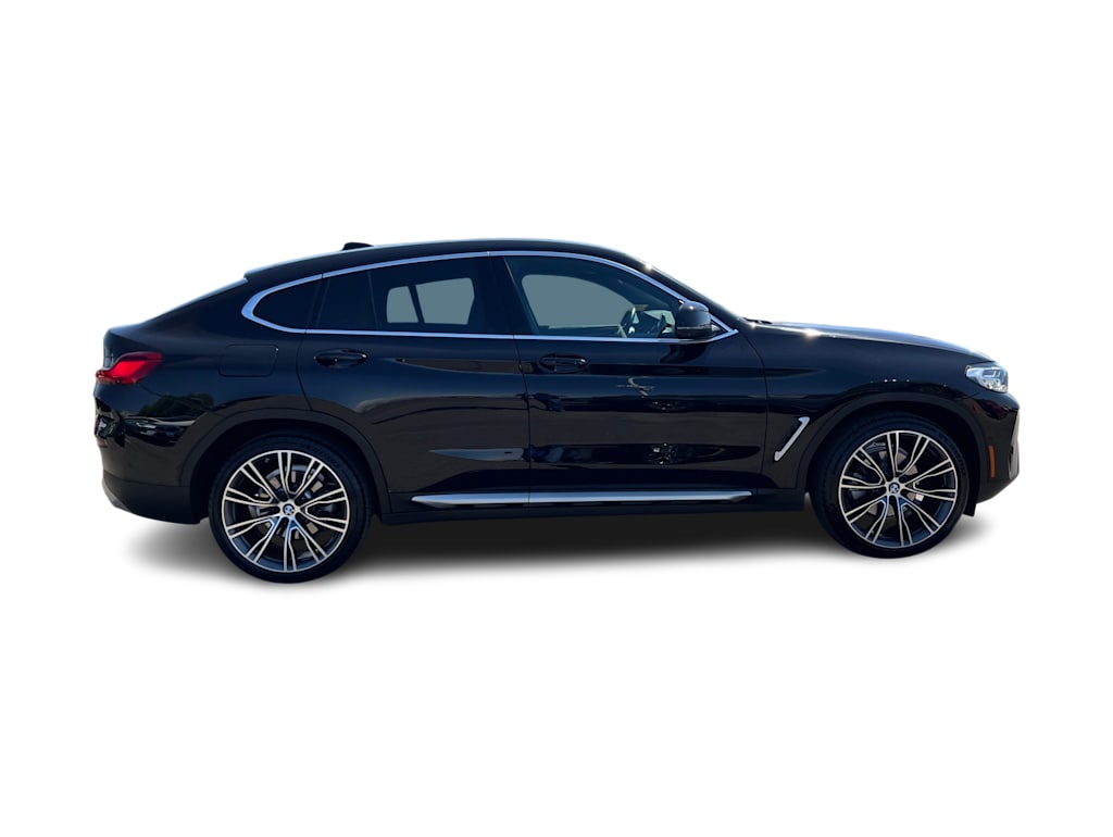 Thumbnail: 2023 BMW X4 - 24