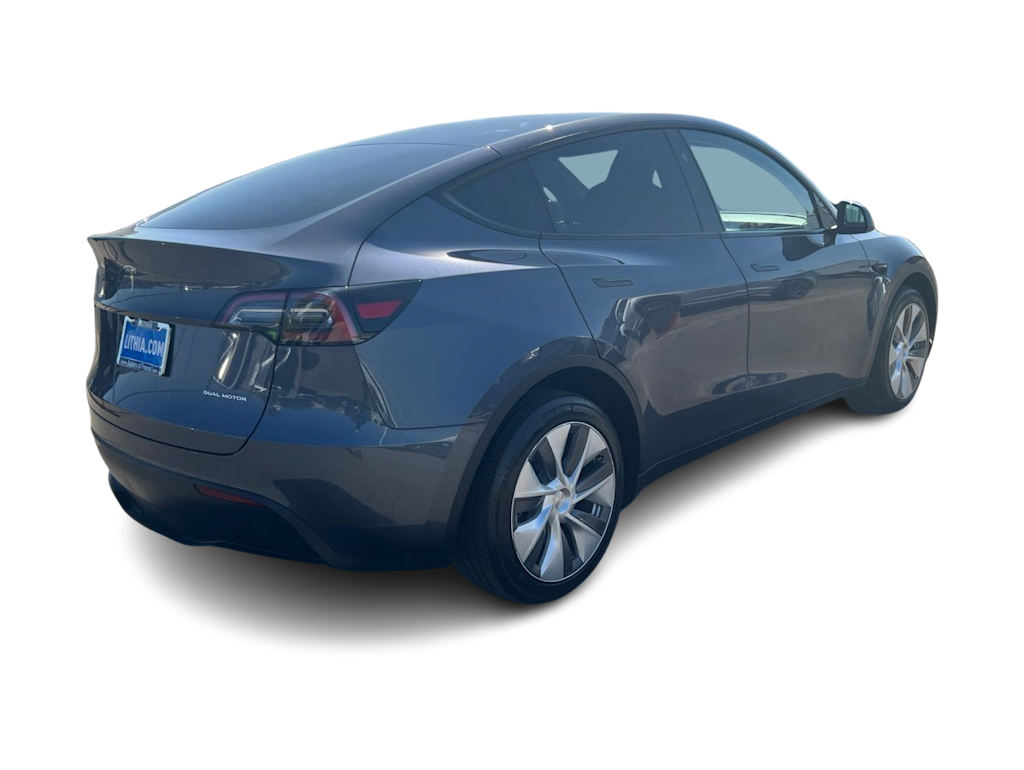 Thumbnail: 2023 Tesla Model Y - 17
