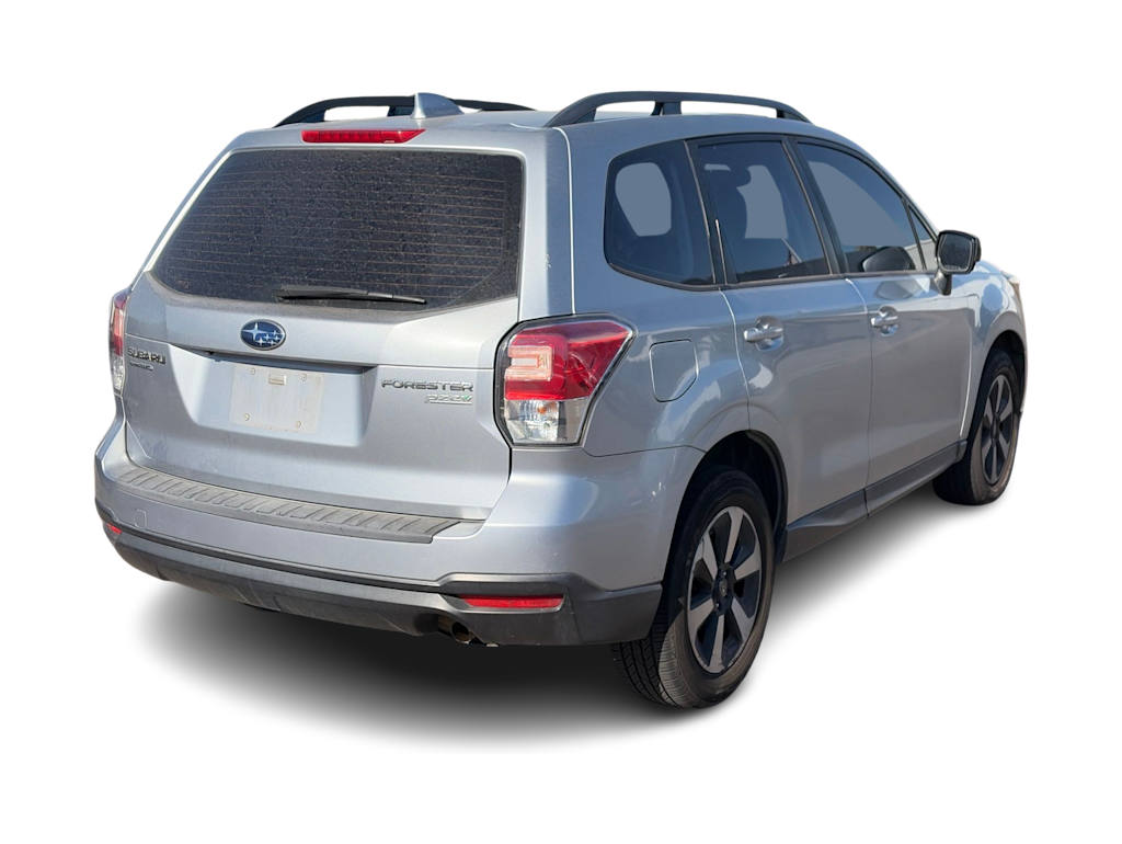 Thumbnail: 2017 Subaru Forester - 18