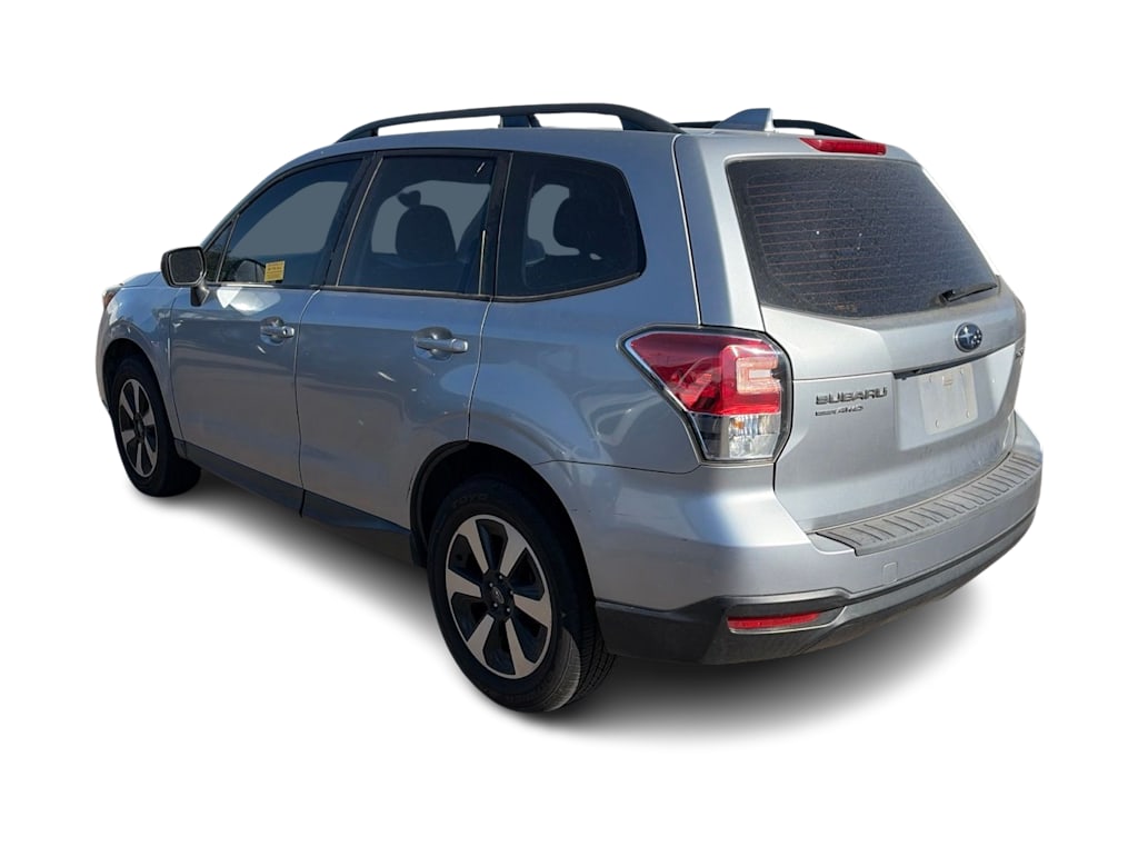 Thumbnail: 2017 Subaru Forester - 4