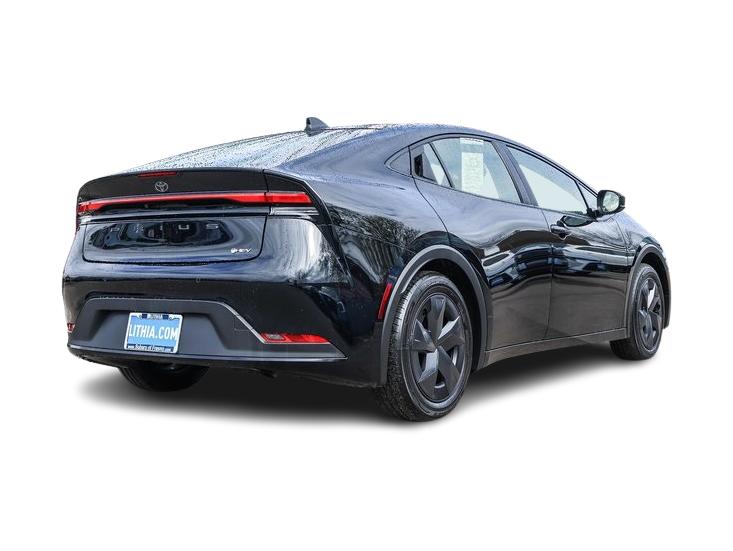 2024 Toyota Prius Limited 17