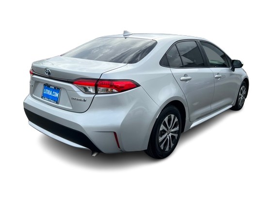 2022 Toyota Corolla LE 23