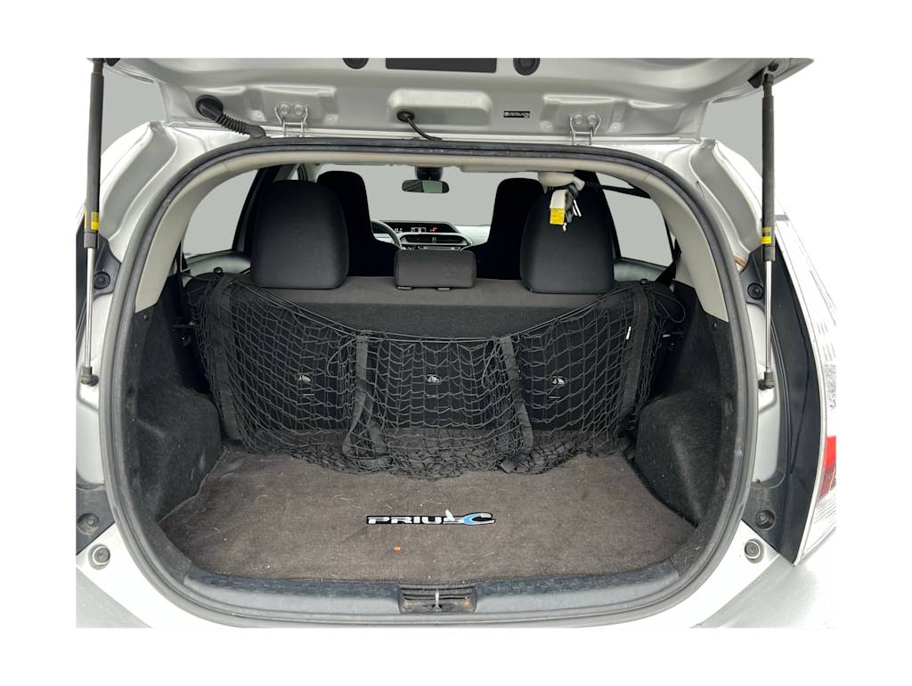 Thumbnail: 2018 Toyota Prius c - 15