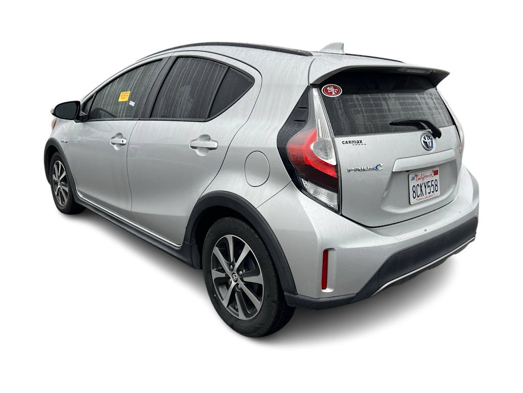 Thumbnail: 2018 Toyota Prius c - 4