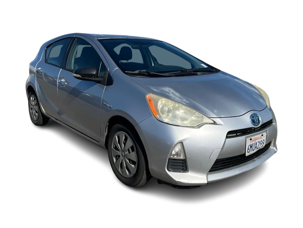 Thumbnail: 2012 Toyota Prius c - 17