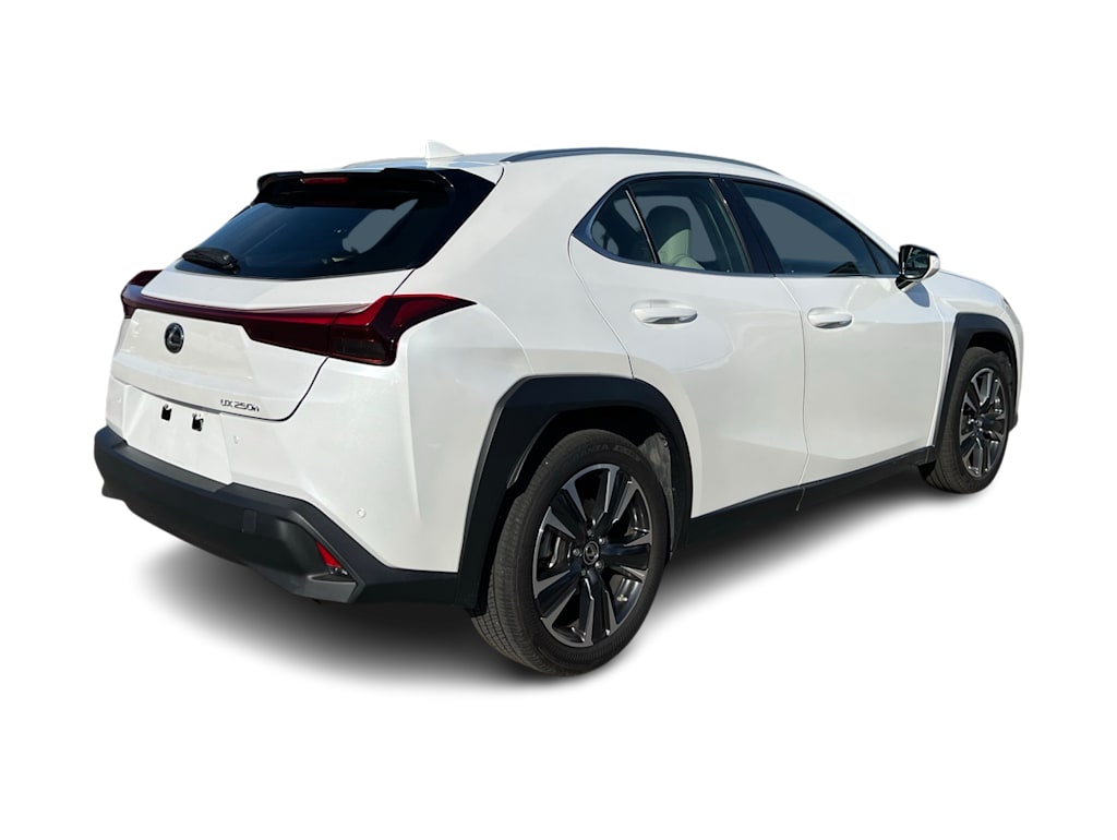 Thumbnail: 2023 Lexus UX - 20