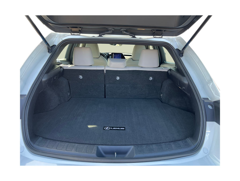 Thumbnail: 2023 Lexus UX - 16