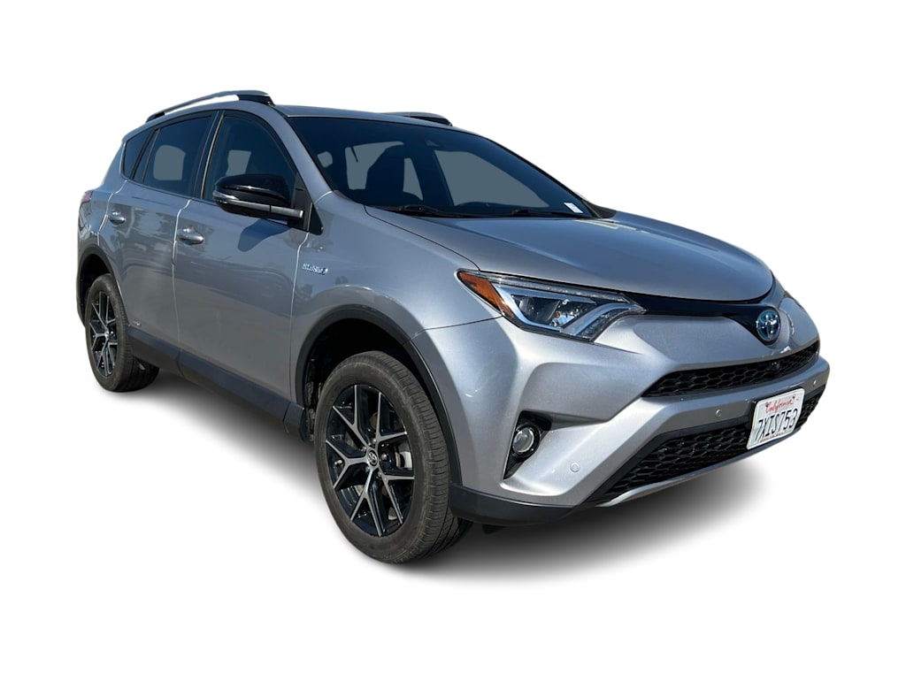 Thumbnail: 2017 Toyota RAV4 - 22