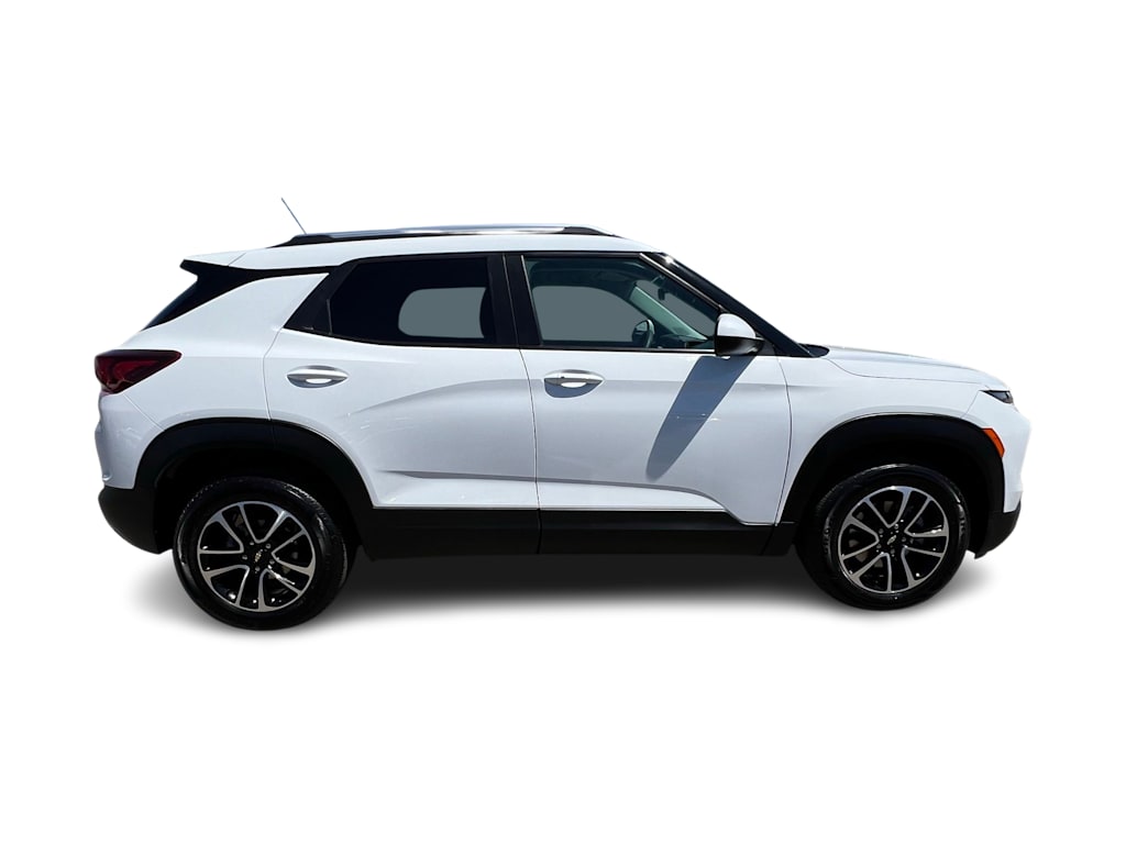 Thumbnail: 2025 Chevrolet TrailBlazer - 23
