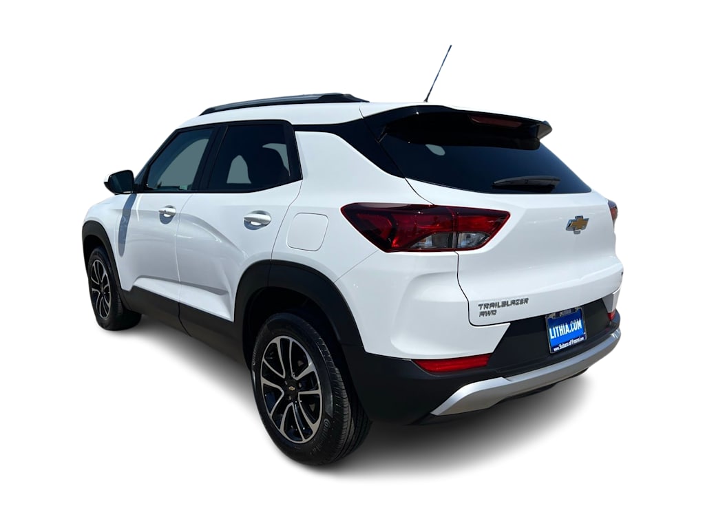 Thumbnail: 2025 Chevrolet TrailBlazer - 4