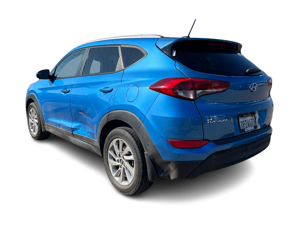 Thumbnail: 2016 Hyundai Tucson - 4