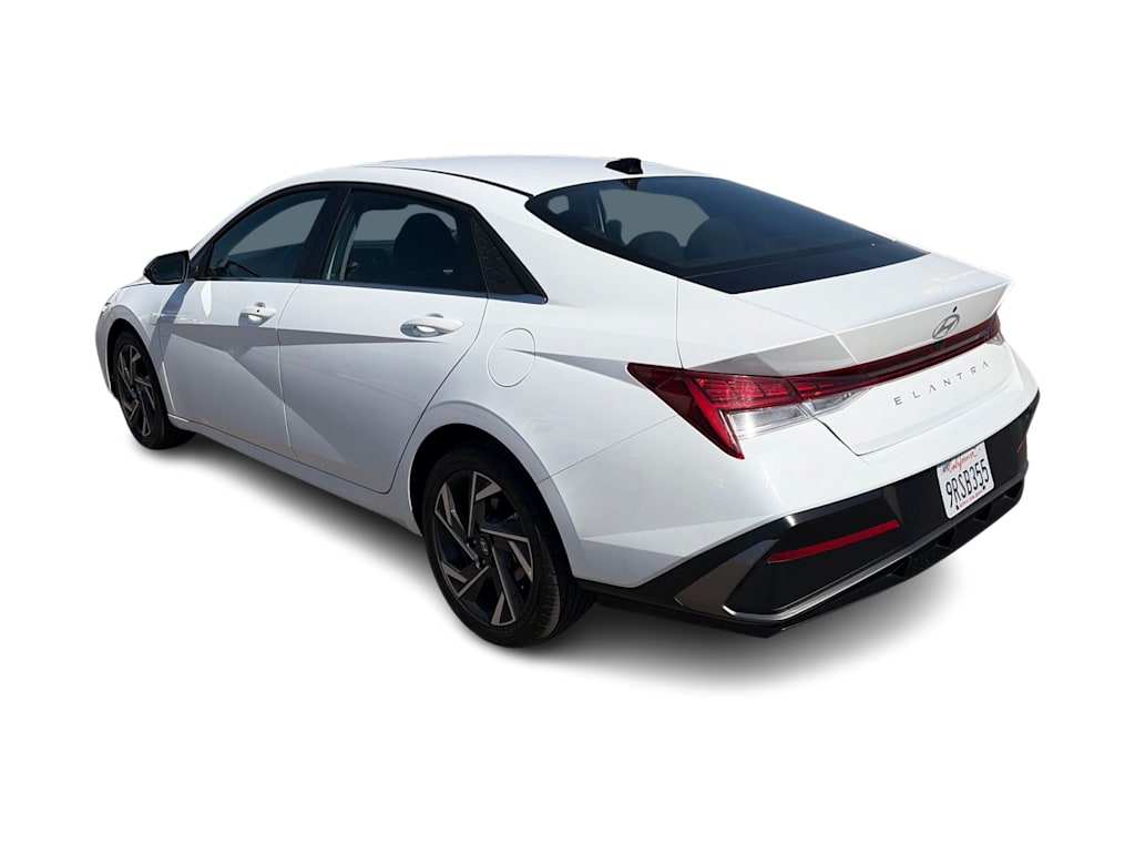 Thumbnail: 2025 Hyundai Elantra - 3