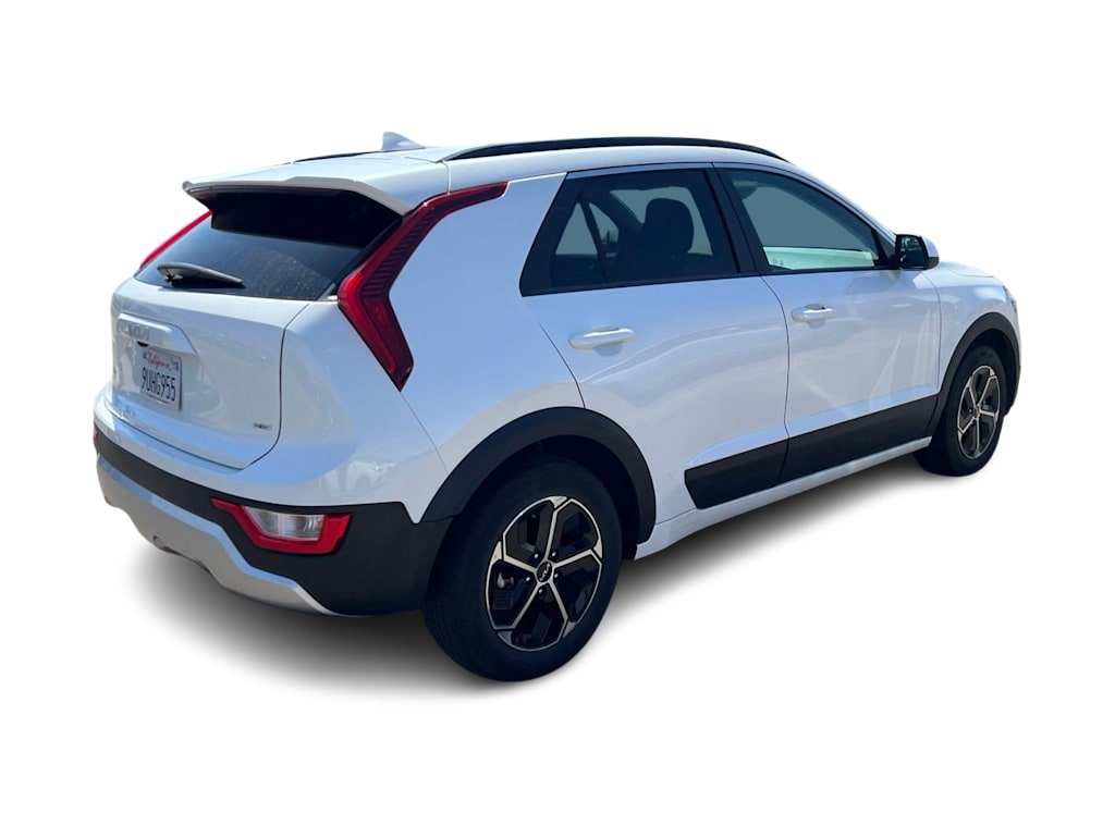 Thumbnail: 2025 Kia Niro - 17