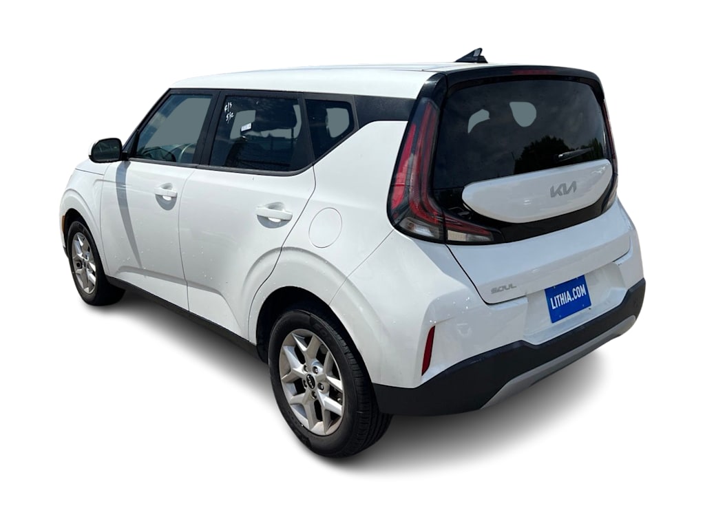 Thumbnail: 2023 Kia Soul - 3