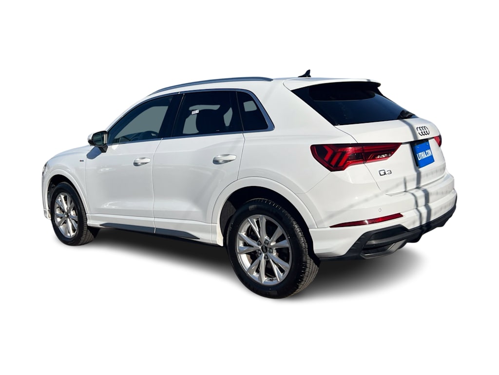 Thumbnail: 2024 Audi Q3 - 4
