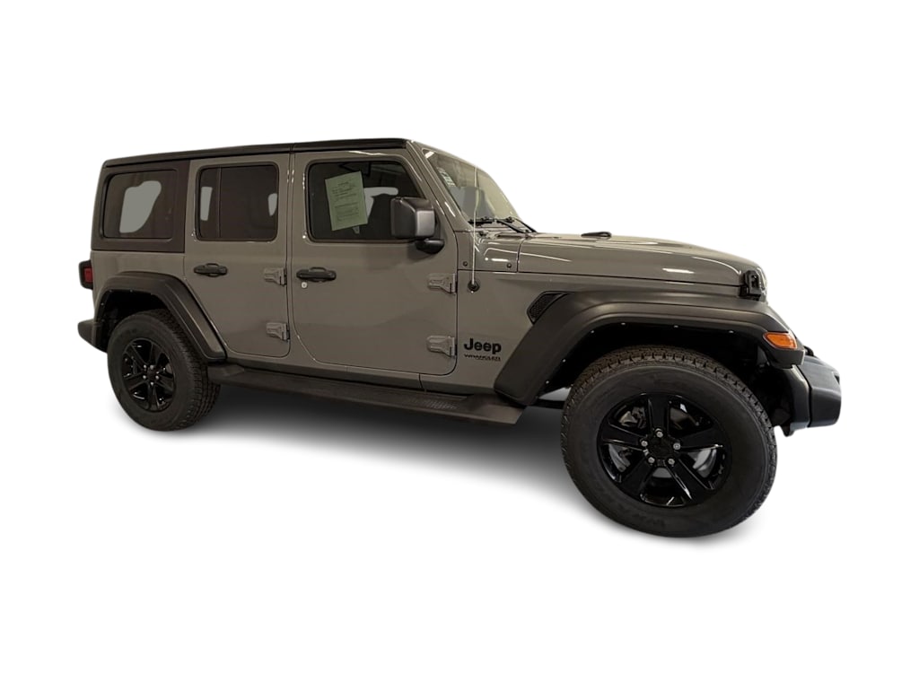 Thumbnail: 2022 Jeep Wrangler - 16