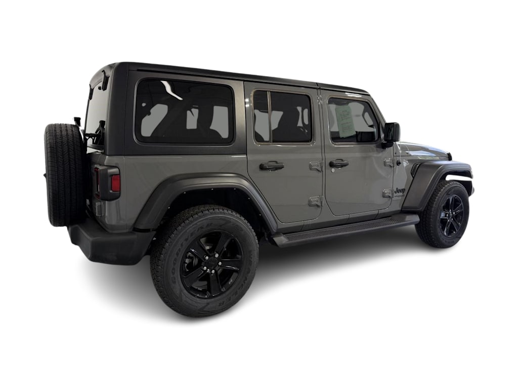 Thumbnail: 2022 Jeep Wrangler - 15