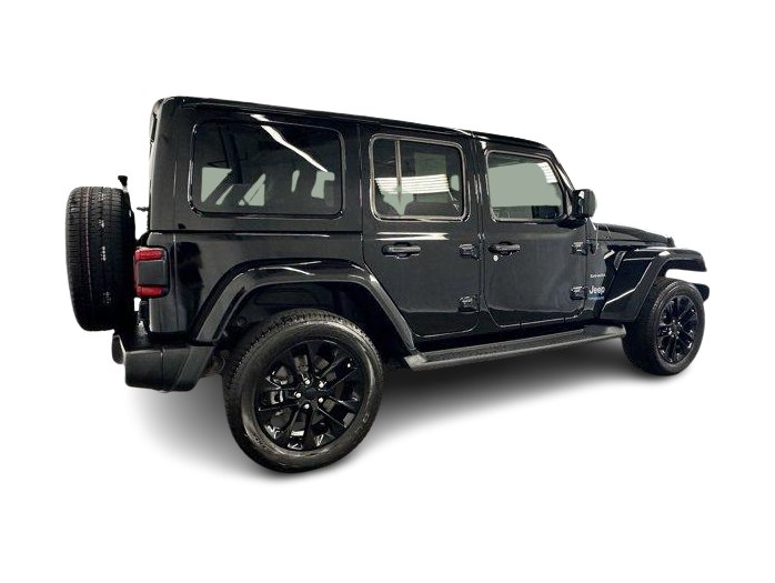 2021 Jeep Wrangler Unlimited Sahara 4xe 17