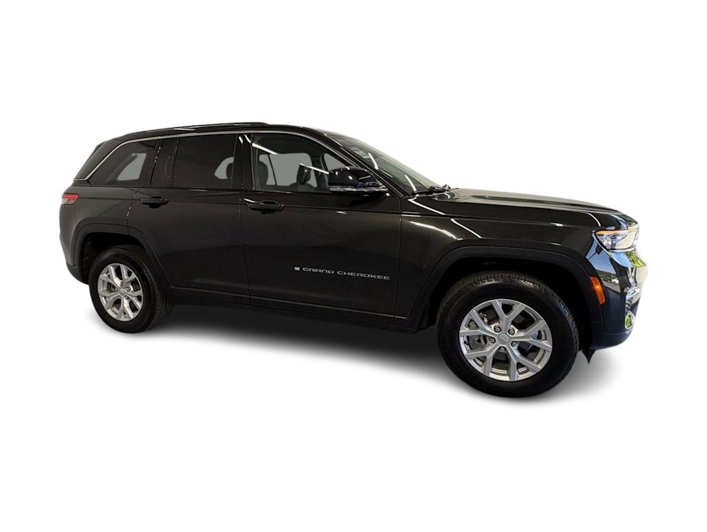 Thumbnail: 2024 Jeep Grand Cherokee - 14