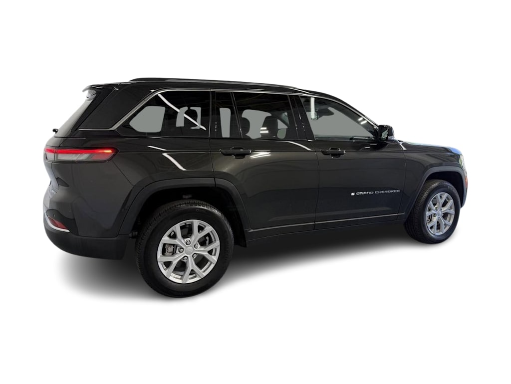 Thumbnail: 2024 Jeep Grand Cherokee - 13