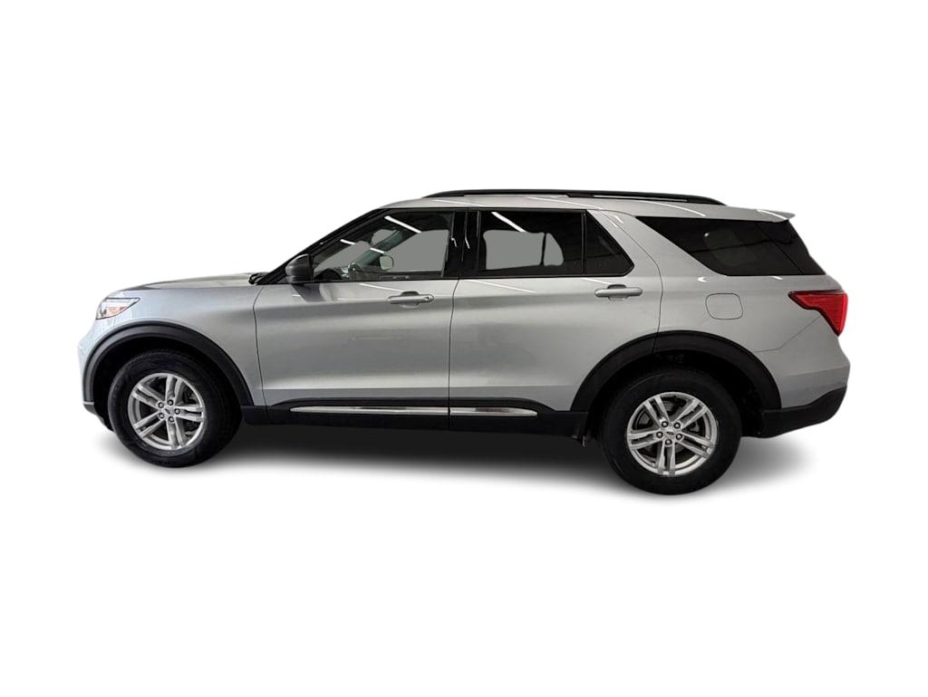 Thumbnail: 2022 Ford Explorer - 3