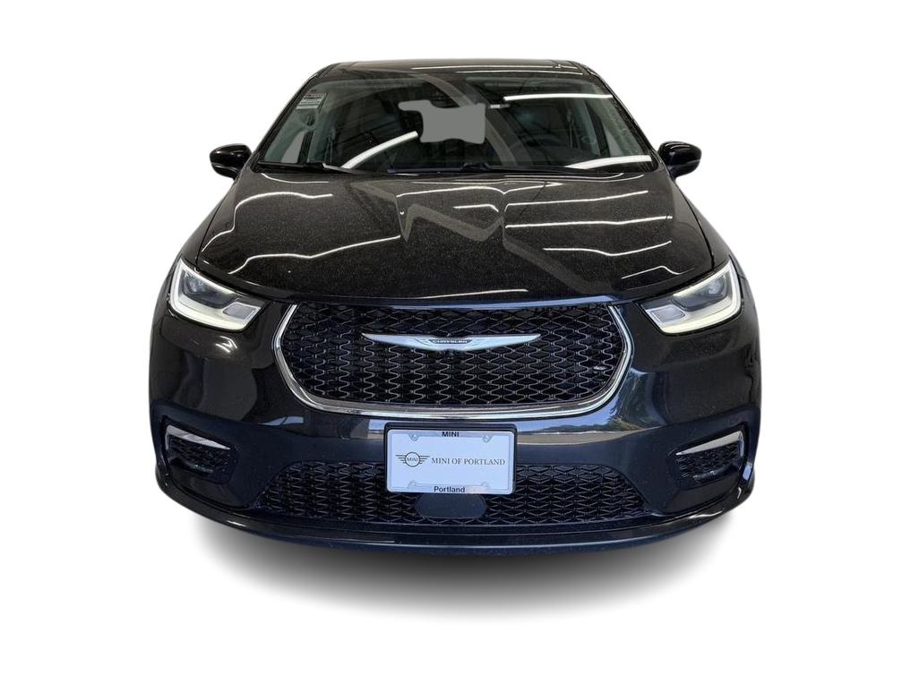Thumbnail: 2023 Chrysler Pacifica - 6