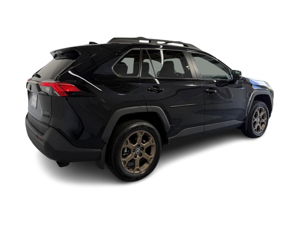 Thumbnail: 2023 Toyota RAV4 - 15