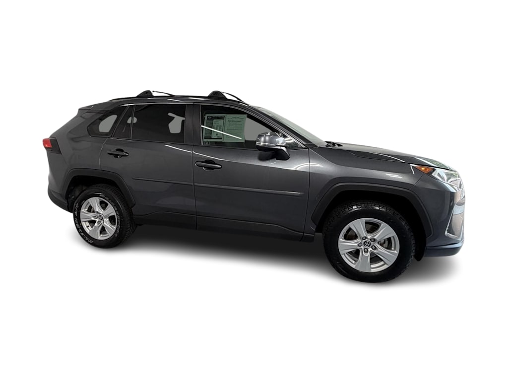 Thumbnail: 2019 Toyota RAV4 - 16