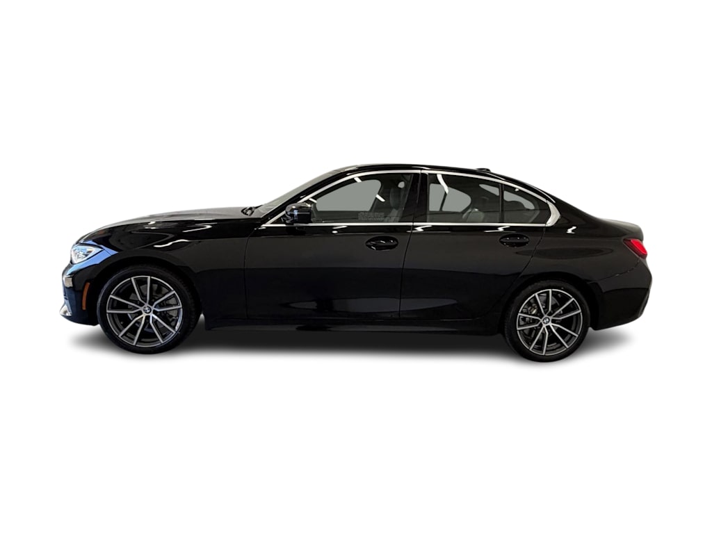 Thumbnail: 2022 BMW 3 Series - 3