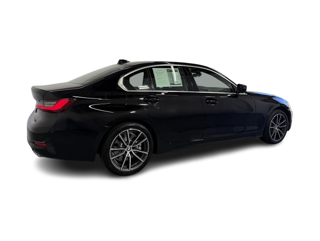 Thumbnail: 2022 BMW 3 Series - 16