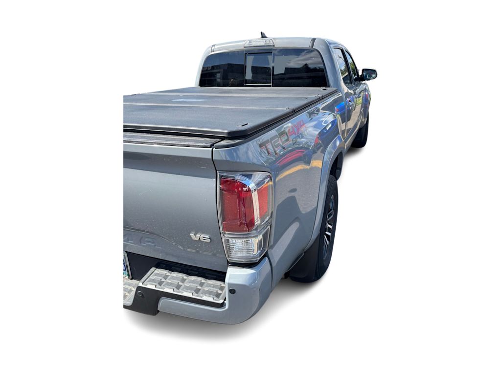 Thumbnail: 2021 Toyota Tacoma - 8
