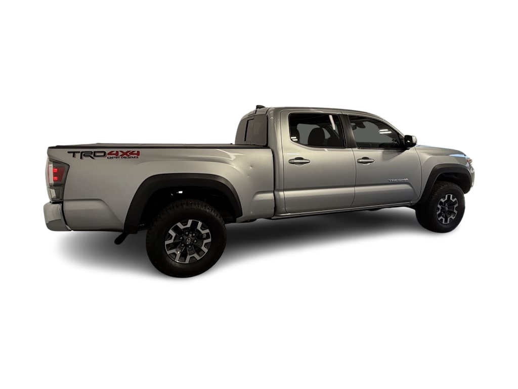 Thumbnail: 2022 Toyota Tacoma - 16