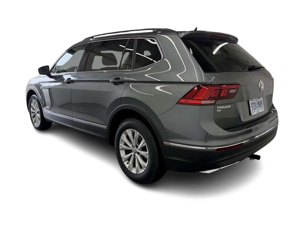 Thumbnail: 2018 Volkswagen Tiguan - 4