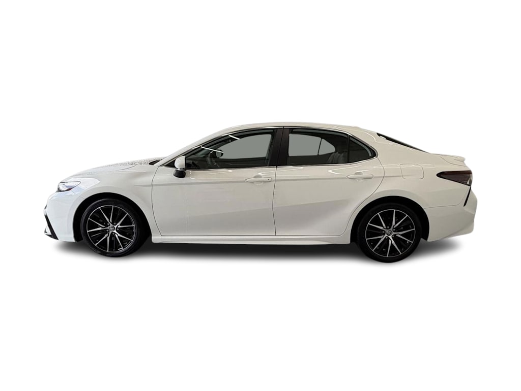 Thumbnail: 2022 Toyota Camry - 3