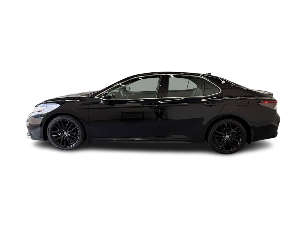 Thumbnail: 2022 Toyota Camry - 3