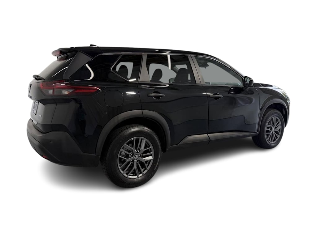 Thumbnail: 2021 Nissan Rogue - 16