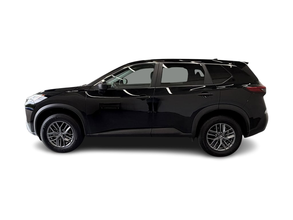Thumbnail: 2021 Nissan Rogue - 3