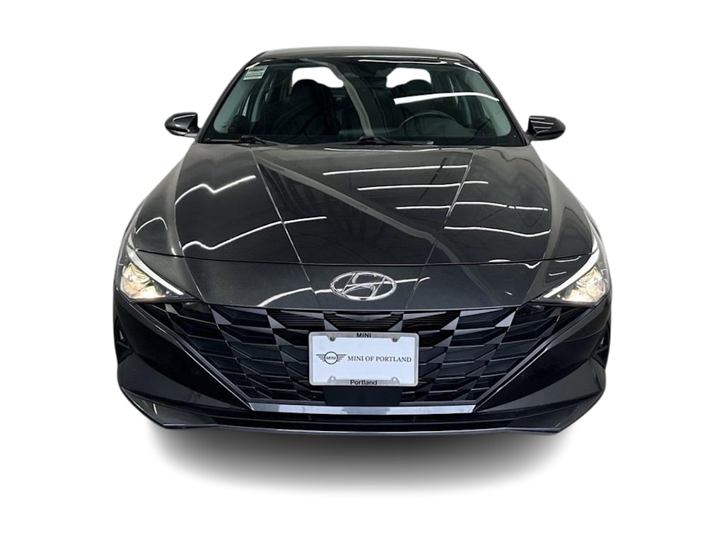Thumbnail: 2022 Hyundai Elantra - 6