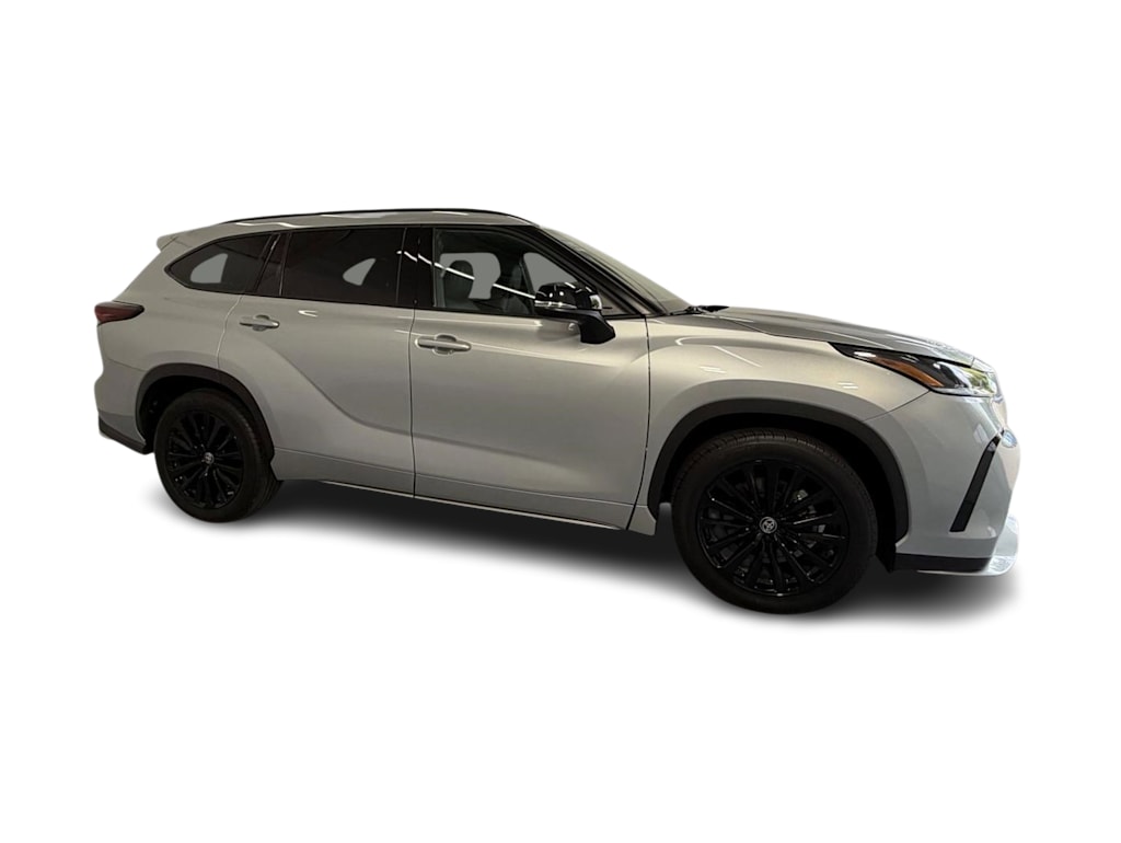 Thumbnail: 2025 Toyota Highlander - 17