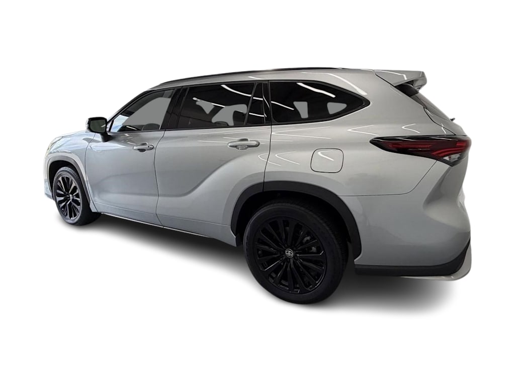 Thumbnail: 2025 Toyota Highlander - 4