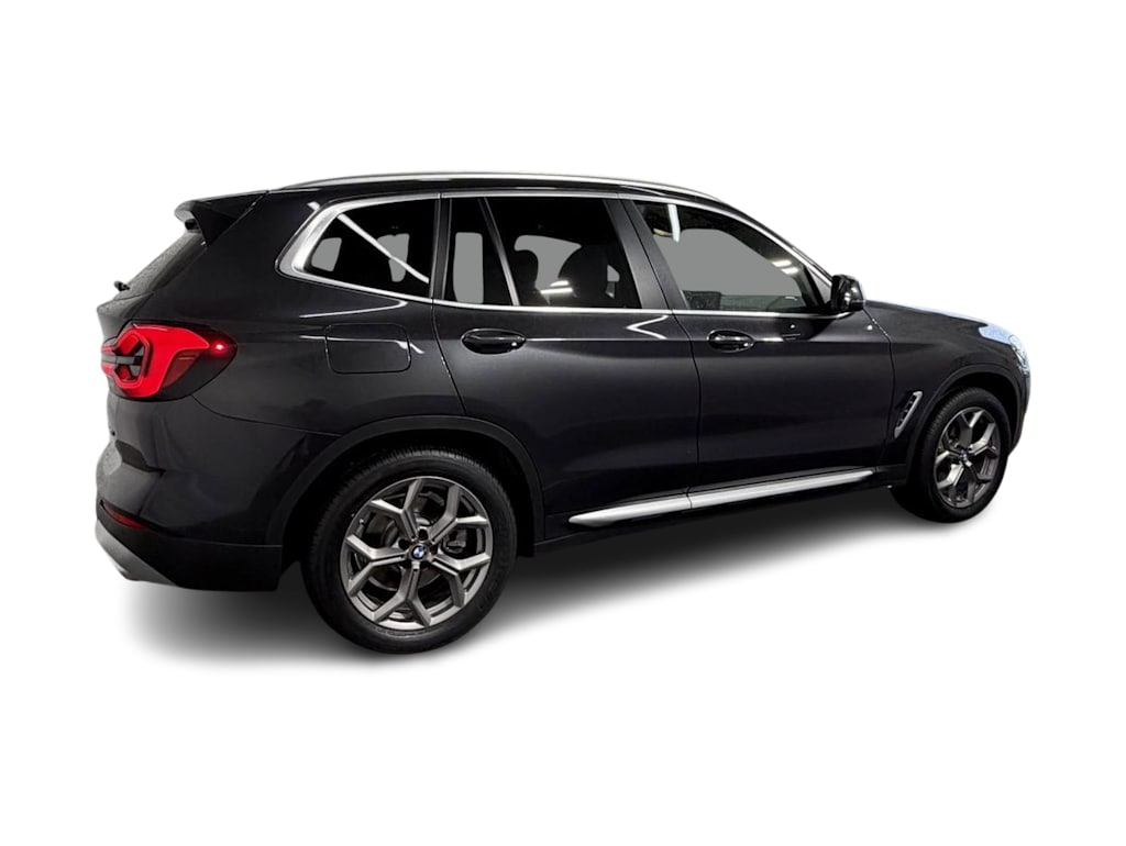 Thumbnail: 2022 BMW X3 - 17